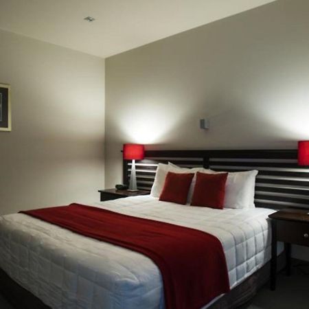 Emerald Hotel Gisborne Bagian luar foto