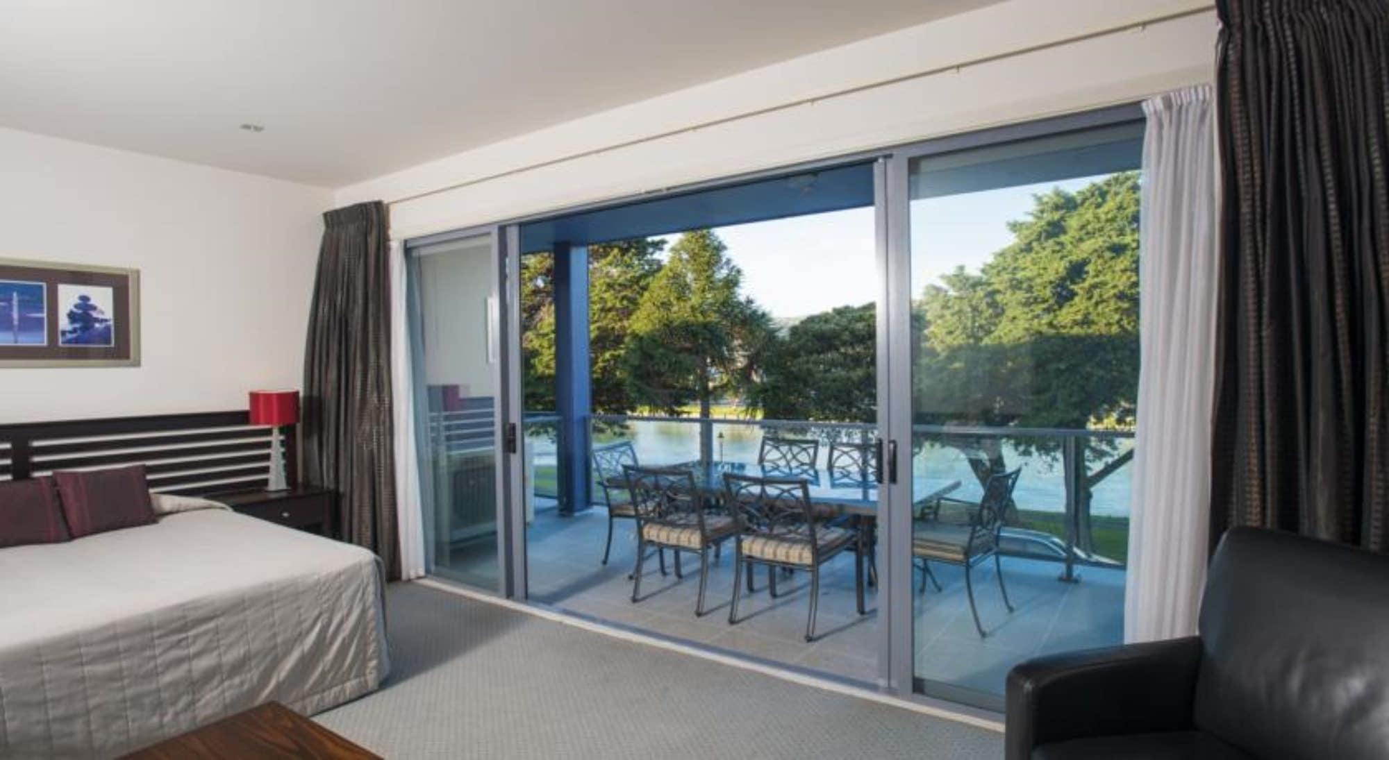 Emerald Hotel Gisborne Bagian luar foto