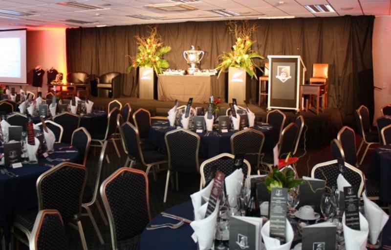Emerald Hotel Gisborne Bagian luar foto