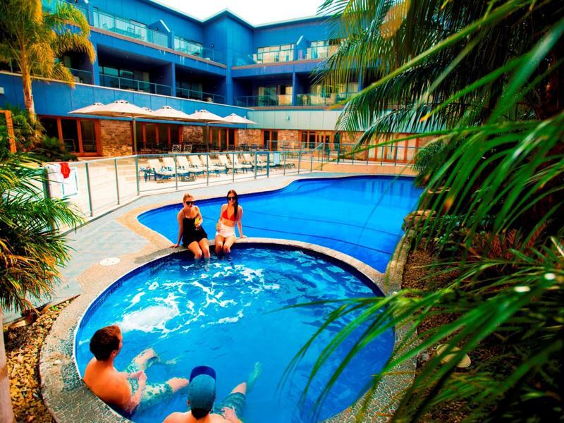 Emerald Hotel Gisborne Bagian luar foto