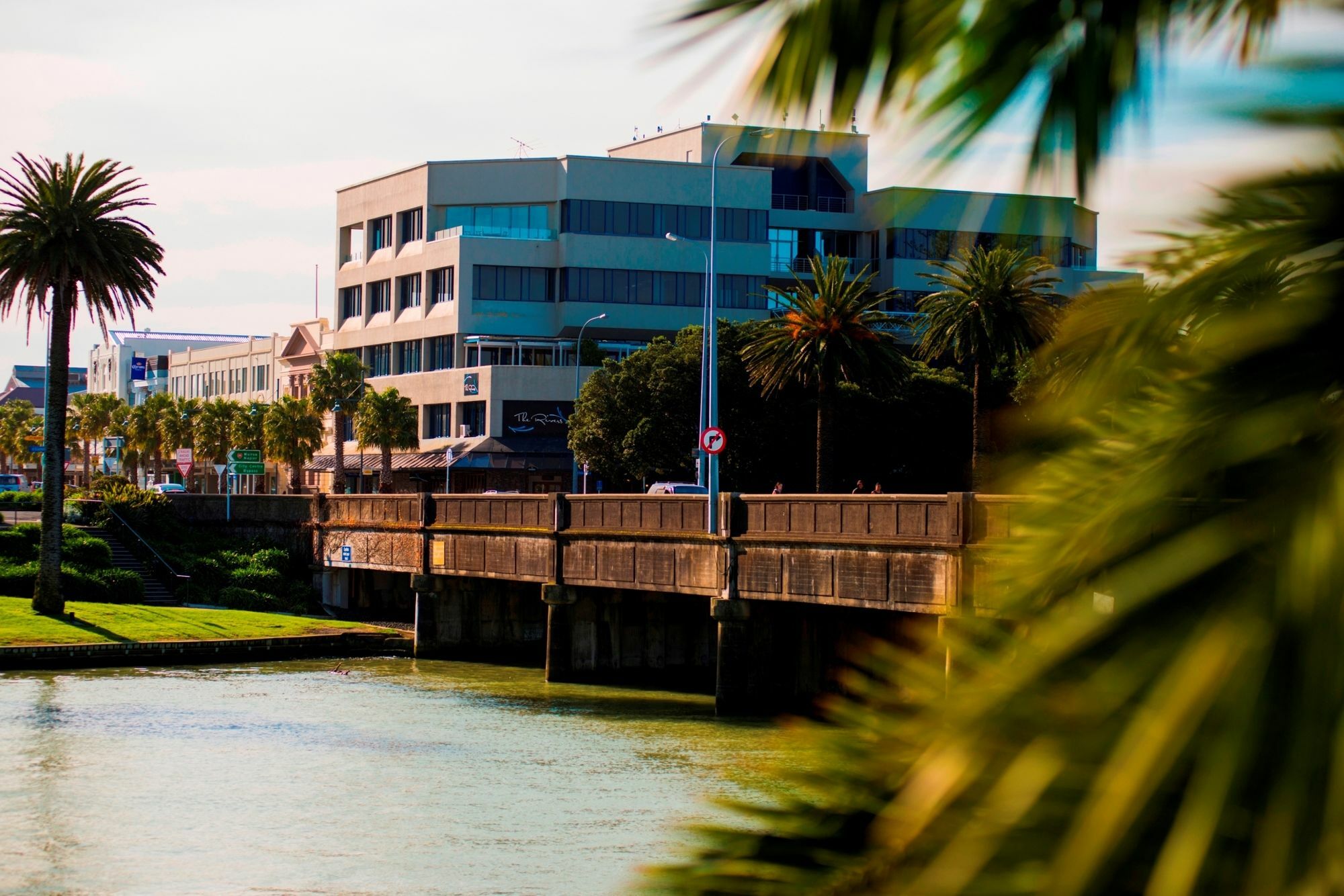 Emerald Hotel Gisborne Bagian luar foto